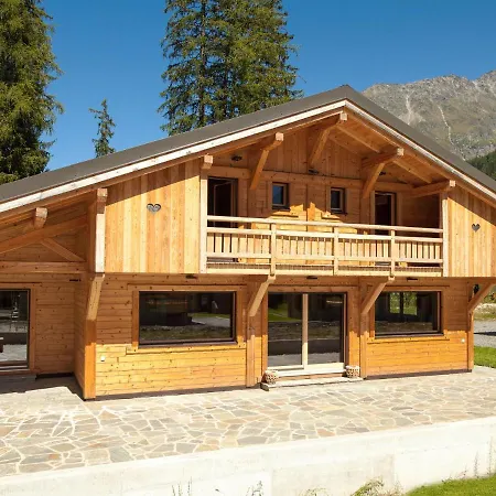 Luxury Chalet Located In An Exceptional Setting In The Mountains 샬레