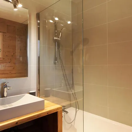 Luxury Chalet Located In An Exceptional Setting In The Mountains