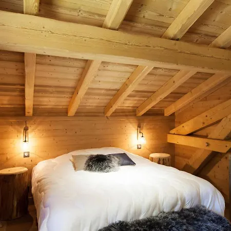 샬레 Luxury Chalet Located In An Exceptional Setting In The Mountains